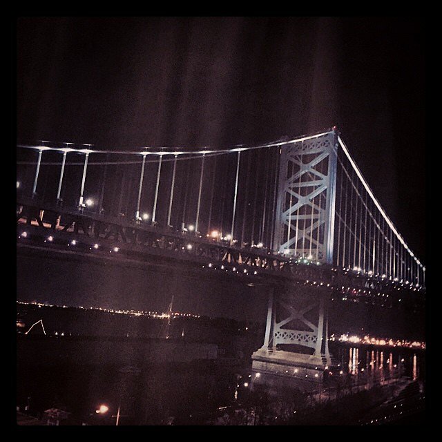 Philly! #weekend #family #philadelphia #pennsylvania #usa #bridge #roomwithaview #benfranklin