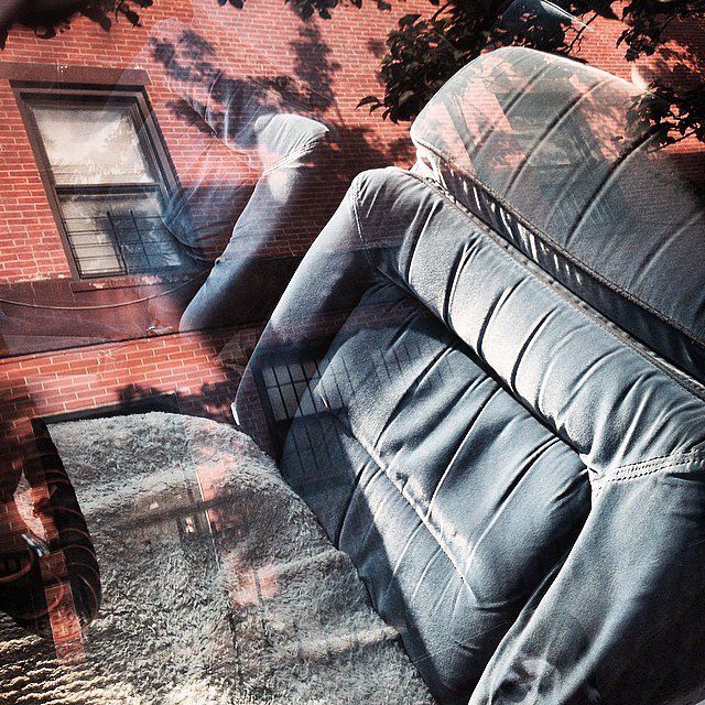 #morning #daycarecommute #walking #brooklyn #usa #carrollgardens #comfort #oldschool #velour